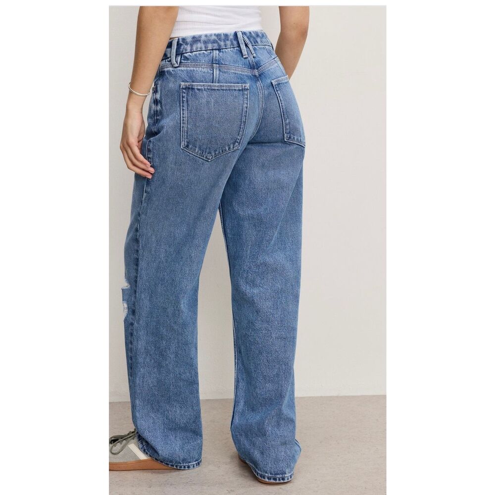Good American Straight Leg Distressed Blue Jeans - Picture 2 of 6